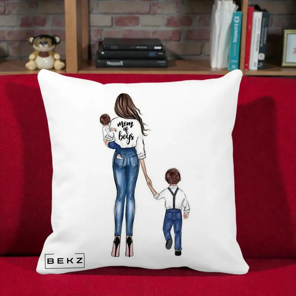 Cadou pentru Mama - Perna Personalizata Mom of Boys Mama cu Baietii, 40x40 cm, Alba Mata, Husa Detasabila, Perna Inclusa, BEKZ®