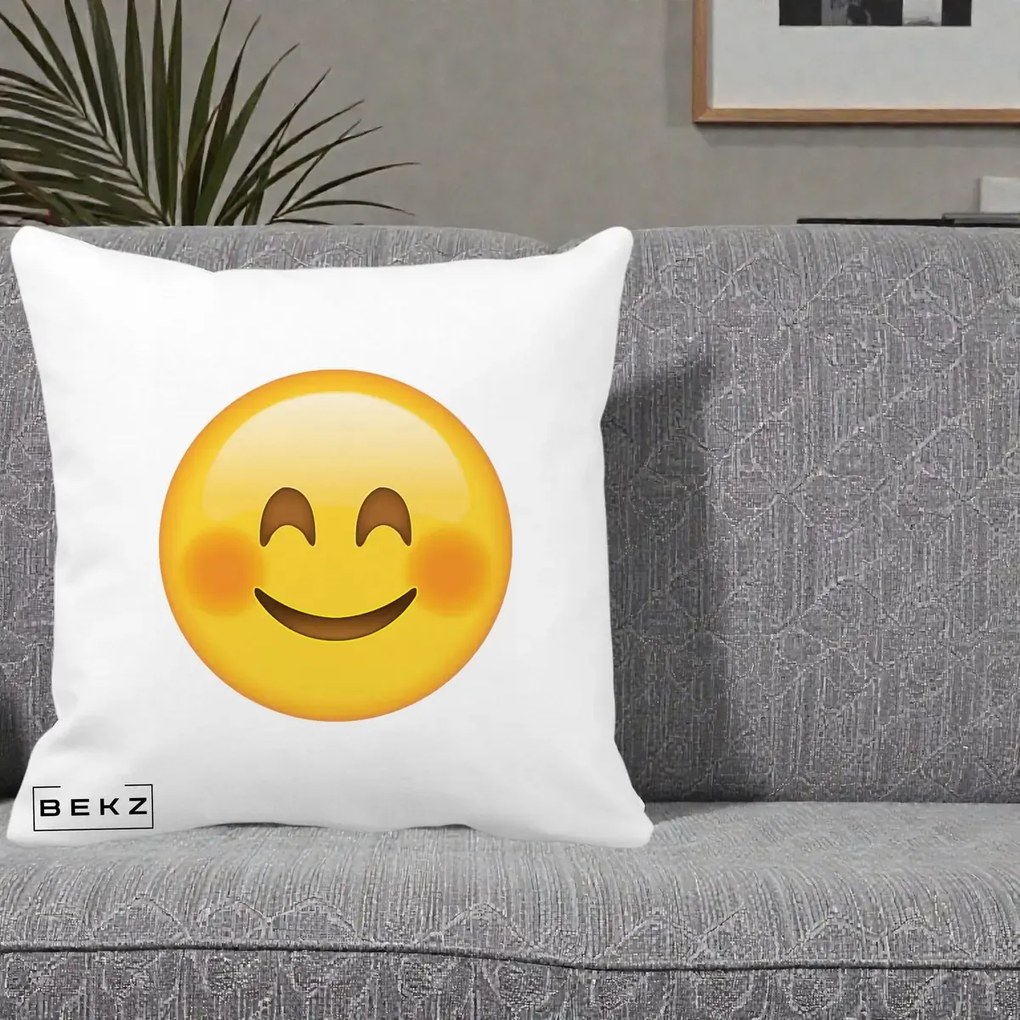Perna Decorativa Emoji Fericit Roscat, 40x40 cm, Alba Mata, Husa Detasabila, Perna Inclusa, BEKZ®