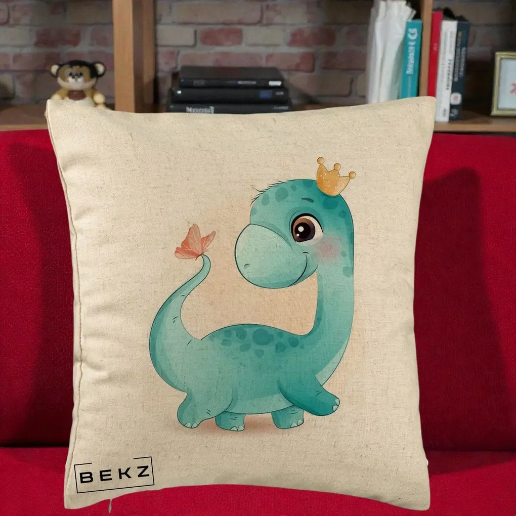 Perna Personalizata Dinozaur Bland Coroana Kawaii, 40x40 cm, Bej, Husa Detasabila, Perna Inclusa, BEKZ®
