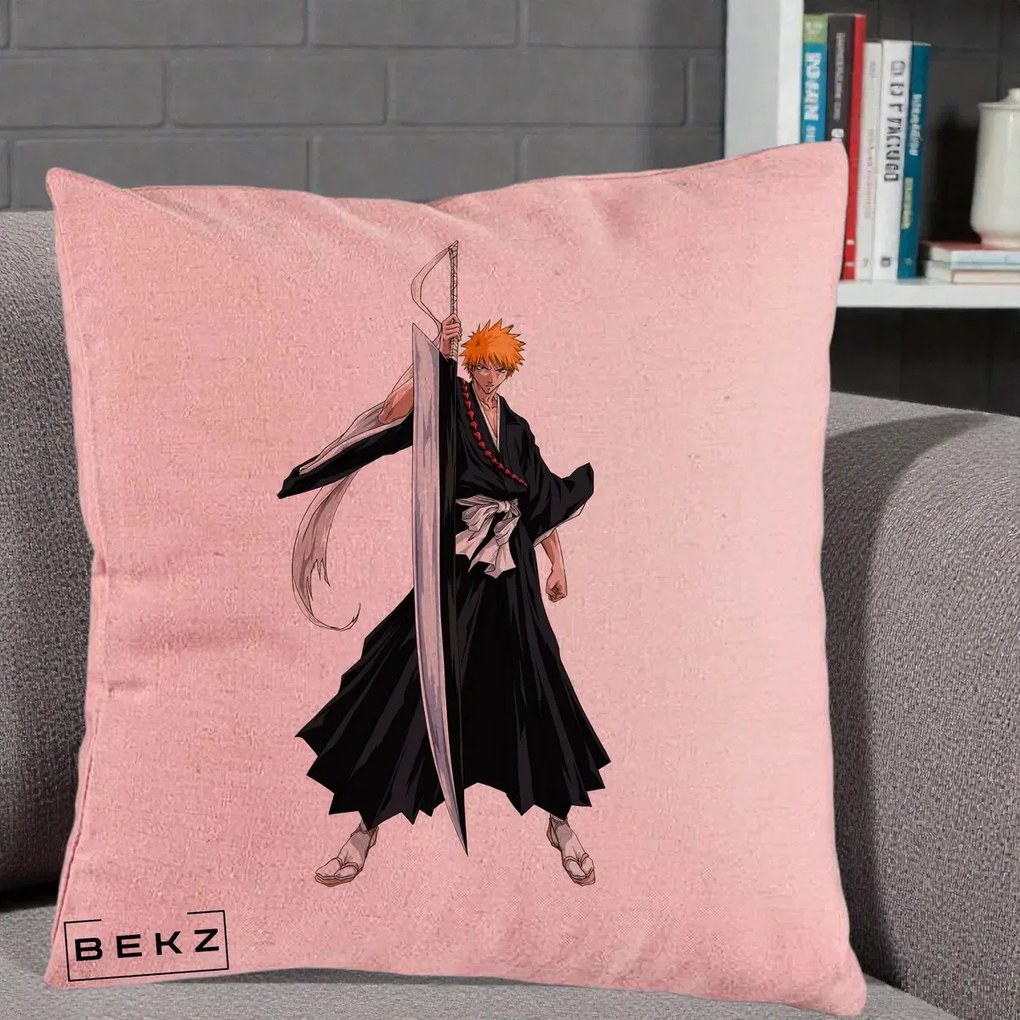 Perna Personalizata Bleach Ichigo Kurosaki Zangetsu, 40x40 cm, Roz, Husa Detasabila, Perna Inclusa, BEKZ®