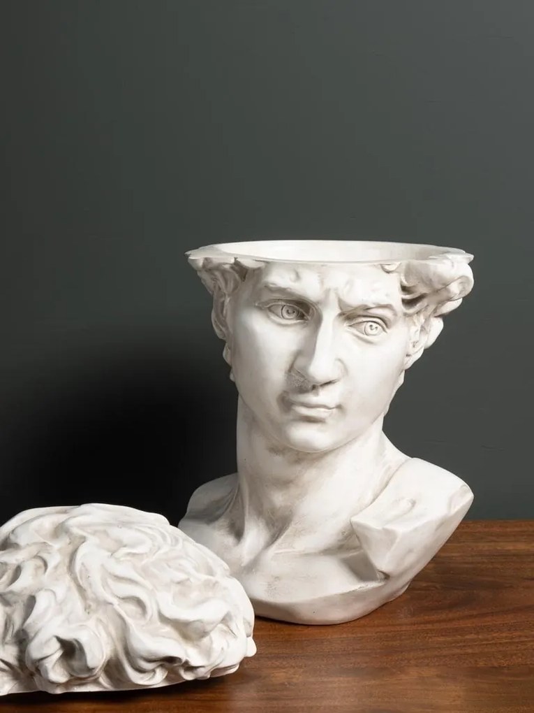 Statueta alba din rasina, cu spatiu de depozitare, David