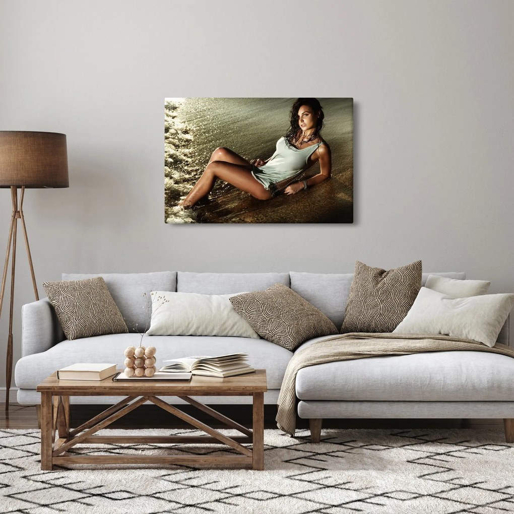 Tablou cu femeie pe plajă (90x60 cm)