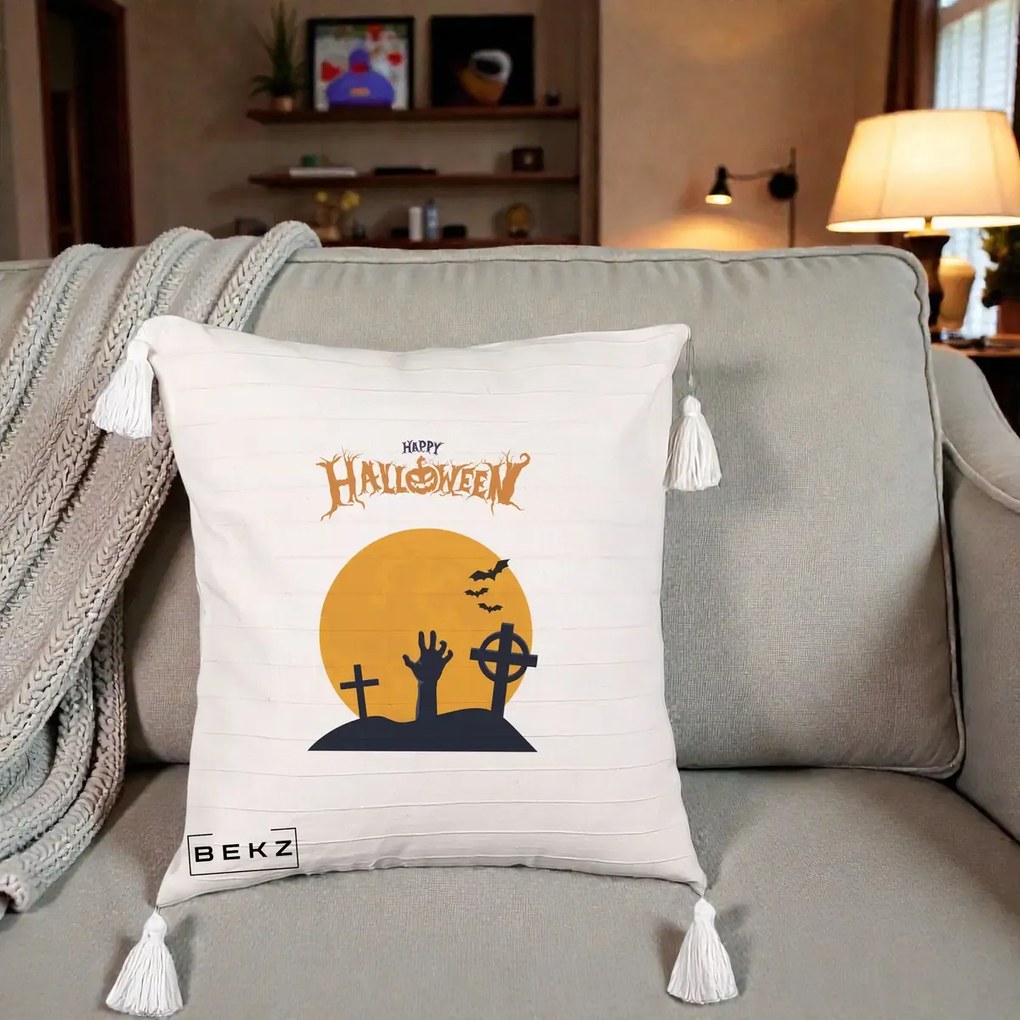 Perna Decorativa Happy Halloween Cimitir cu Luna, 40x40 cm, Bej cu Franjuri, Husa Detasabila, Perna Inclusa, BEKZ®
