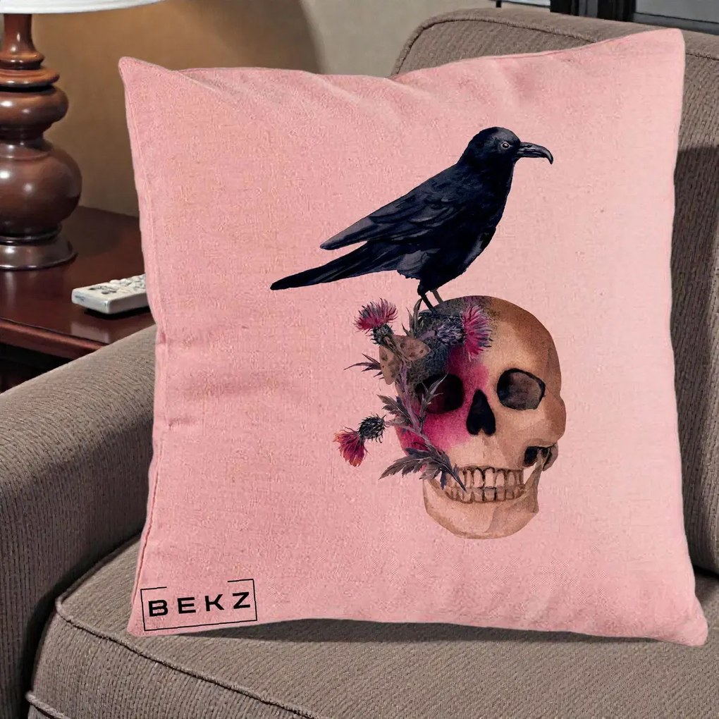 Perna Decorativa Craniu cu Corb si Flori Gothic, 40x40 cm, Roz, Husa Detasabila, Perna Inclusa, BEKZ®