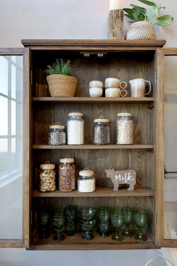 Decoratiune din lemn de pin, Milk