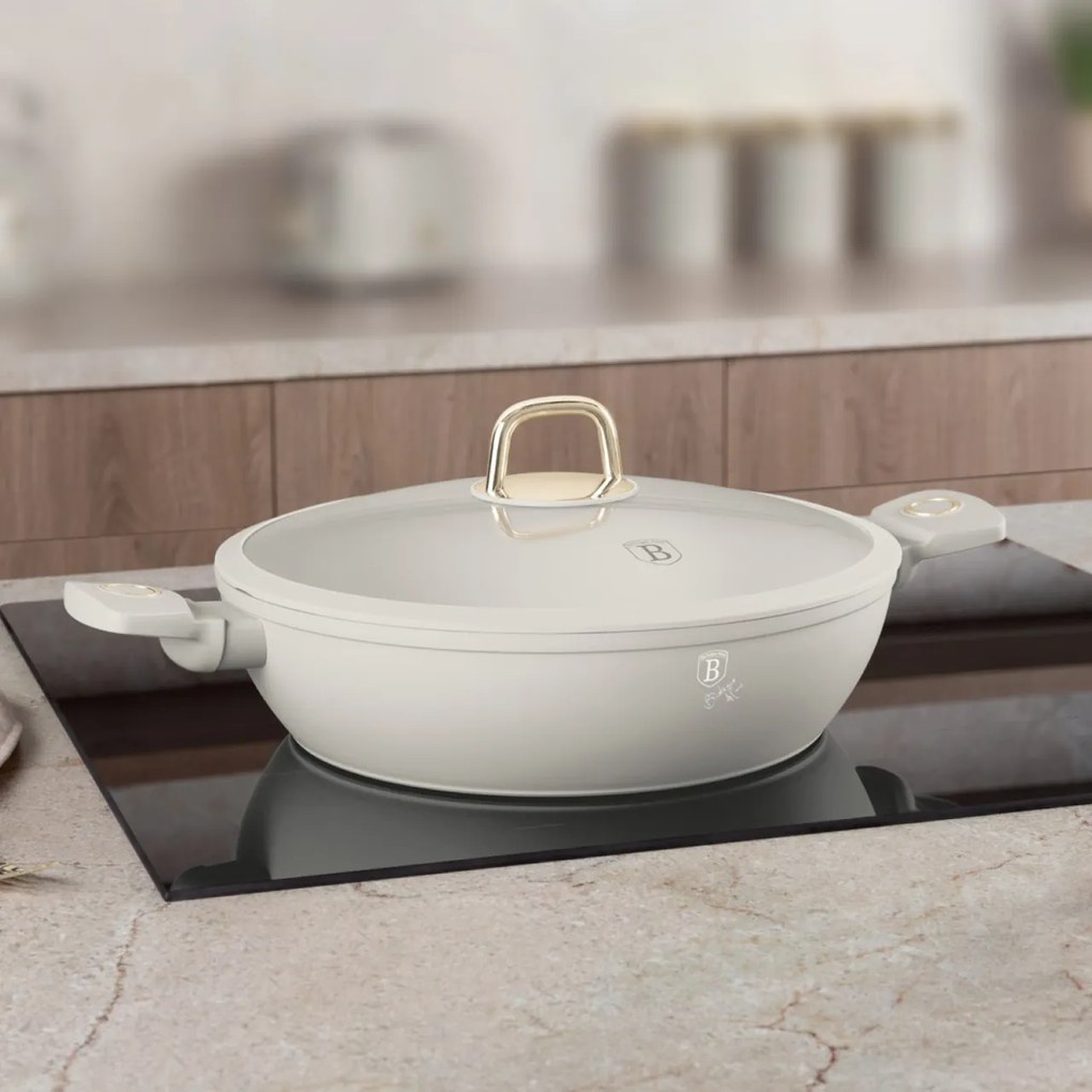 Cratiță cu capac 30 cm, 4.5L – Berlinger Haus Sahara Collection BH 8069, crem, cu strat antiaderent titan, compatibilă cu inducție
