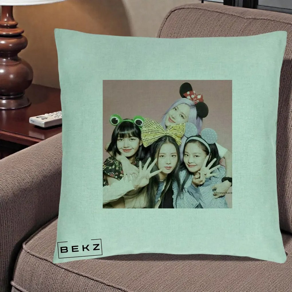 Perna Personalizata K-pop BLACKPINK Accesorii Haioase, 40x40 cm, Verde Menta, Husa Detasabila, Perna Inclusa, BEKZ®