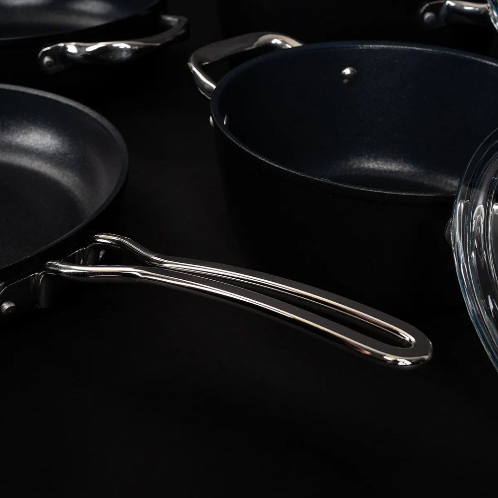 Set de oale de gătit antiaderente 4Home Titaniumdin 7 piese