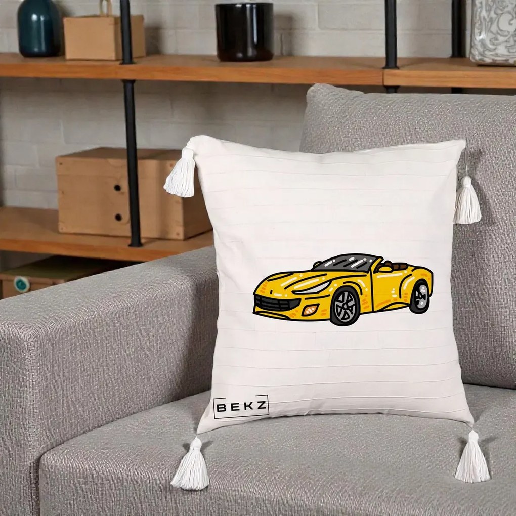 Perna Personalizata Masina Cabriolet Galbena Grafic, 40x40 cm, Bej cu Franjuri, Husa Detasabila, Perna Inclusa, BEKZ®
