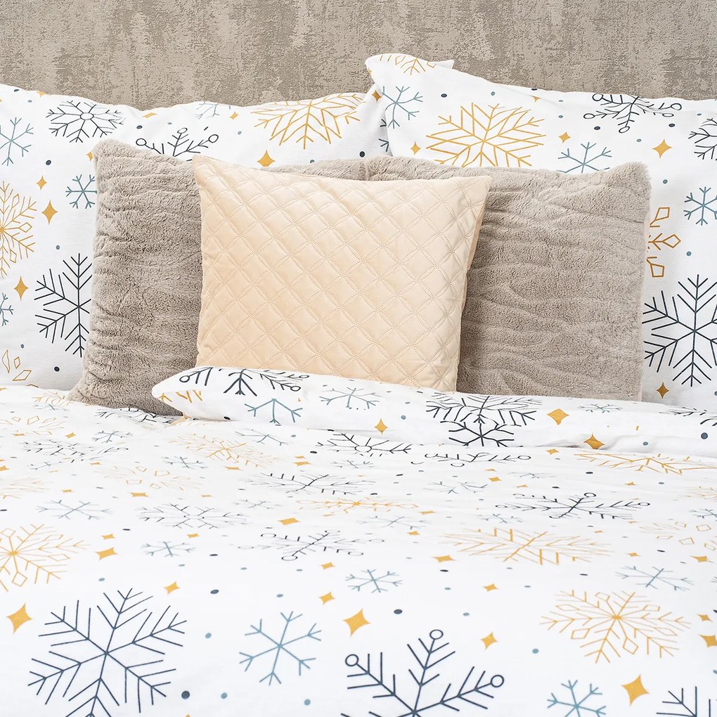 Lenjerie de pat din flanelă 4Home Frosty snowflakes, 140 x 220 cm, 70 x 90 cm