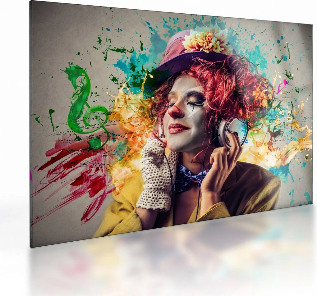 Tablou pe sticlă - Artista cu căști (70x50 cm)