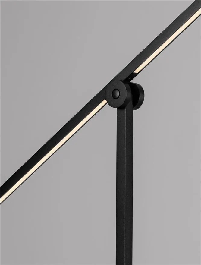 Lampa LED dimabila de podea directionabila TENSO negru