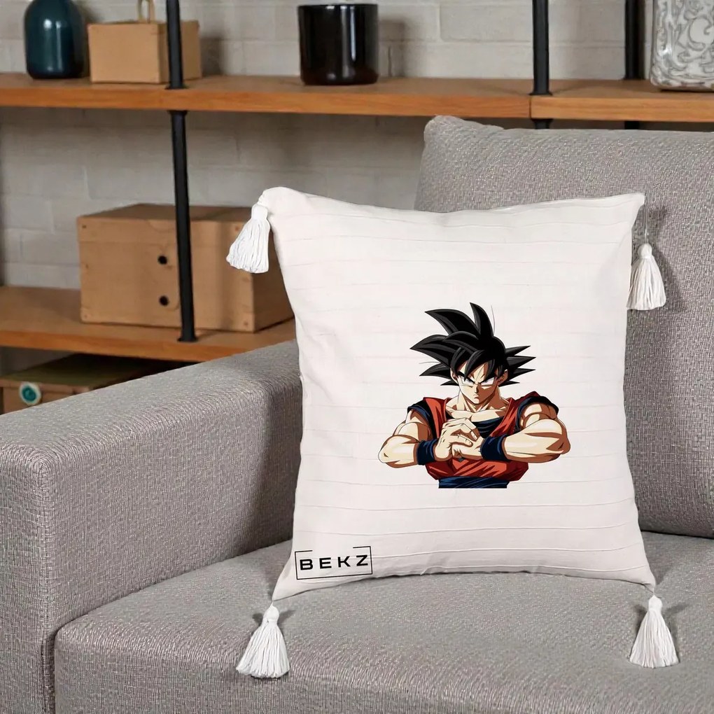 Perna Personalizata Dragon Ball Goku Portret Serios, 40x40 cm, Bej cu Franjuri, Husa Detasabila, Perna Inclusa, BEKZ®