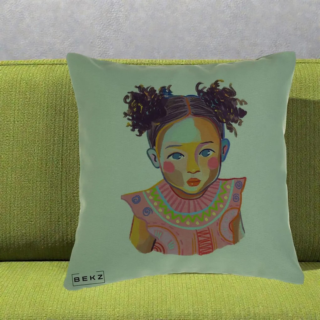 Perna Decorativa Fetita Vesela Portret Colorat, 40x40 cm, Verde, Husa Detasabila, Perna Inclusa, BEKZ®