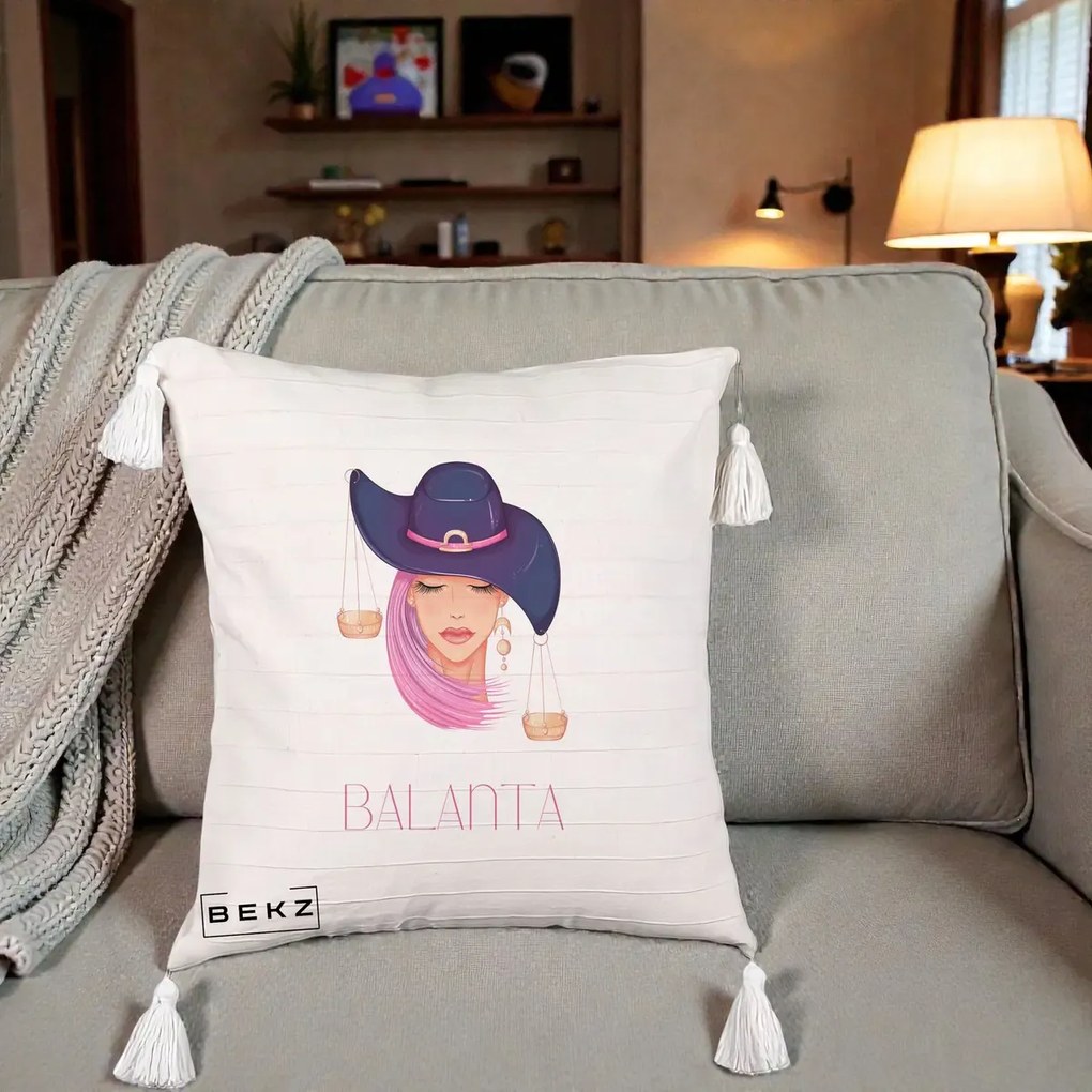 Perna Personalizata Zodiac Balanta Cowgirl, 40x40 cm, Bej cu Franjuri, Husa Detasabila, Perna Inclusa, BEKZ®