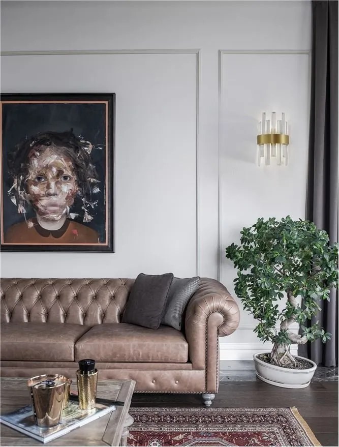 Aplica de perete eleganta design modern Crown