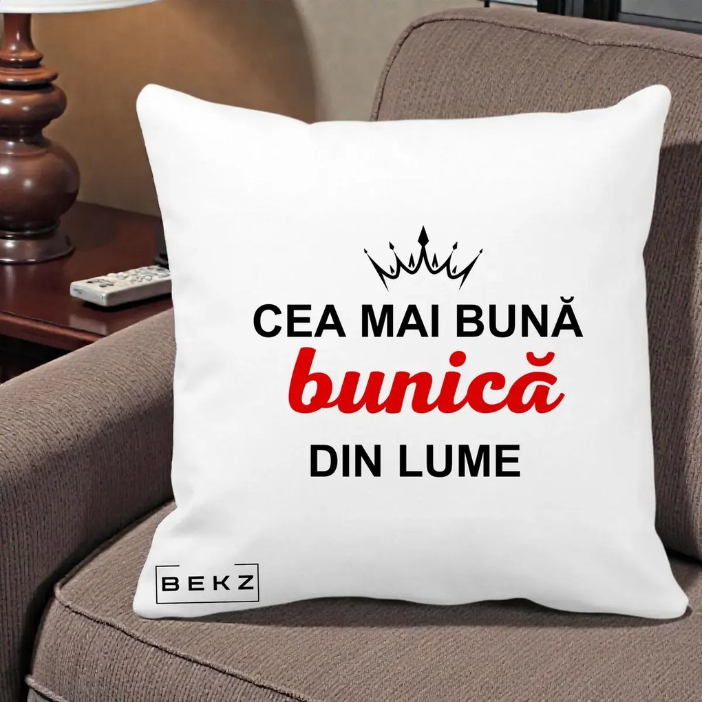 Cadou pentru Bunica - Perna Personalizata Cea Mai Buna Bunica Din Lume Coroana Neagra, 40x40 cm, Alba Mata, Husa Detasabila, Perna Inclusa, BEKZ®