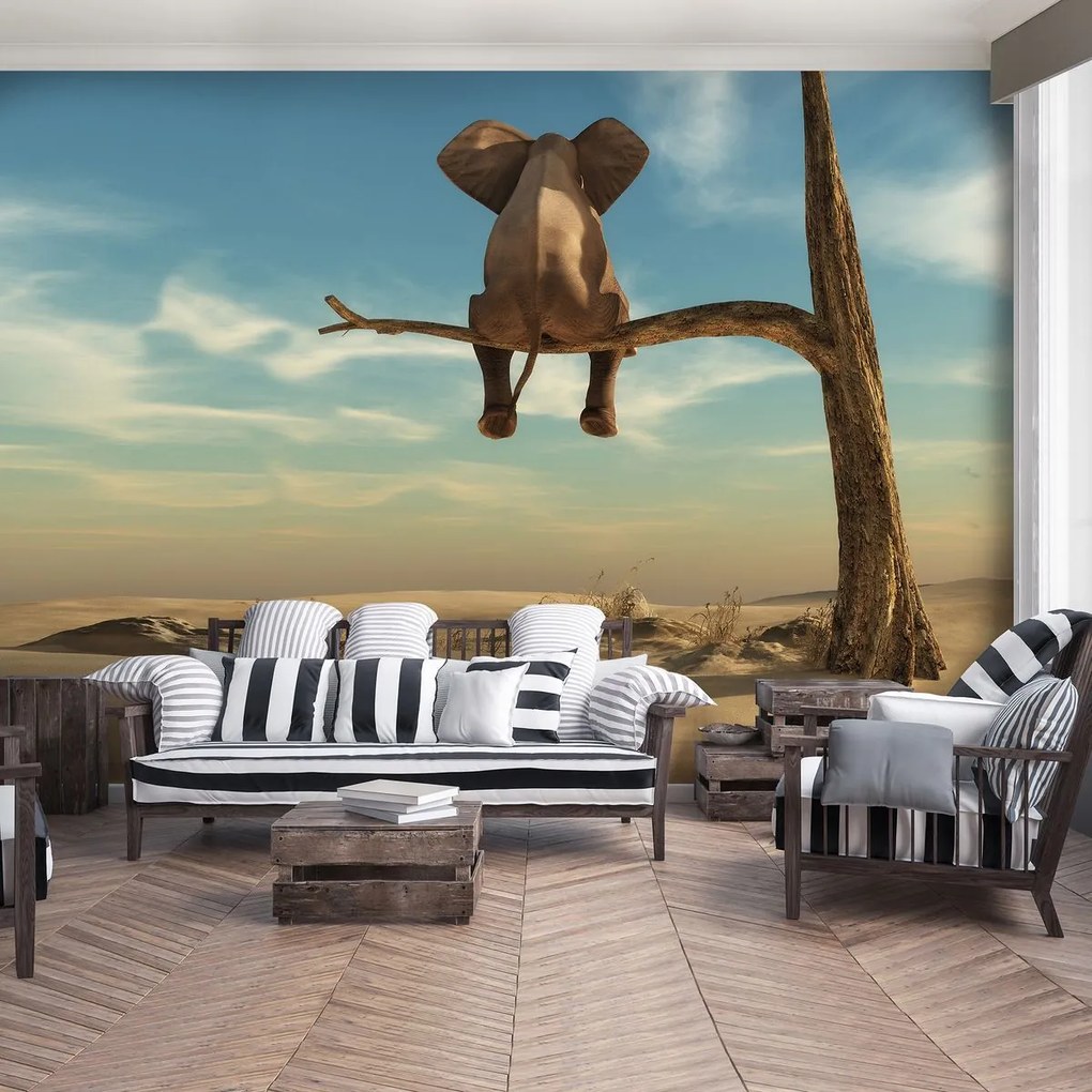 Fototapet - Elefant în copac (152,5x104 cm)