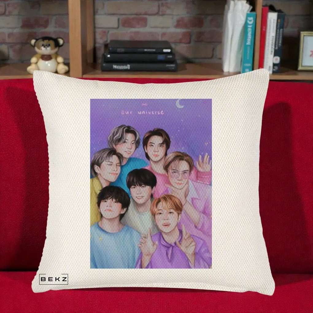 Perna Personalizata K-pop BTS Our Universe Fanart Violet Pastel, 40x40 cm, Crem Reliefat, Husa Detasabila, Perna Inclusa, BEKZ®
