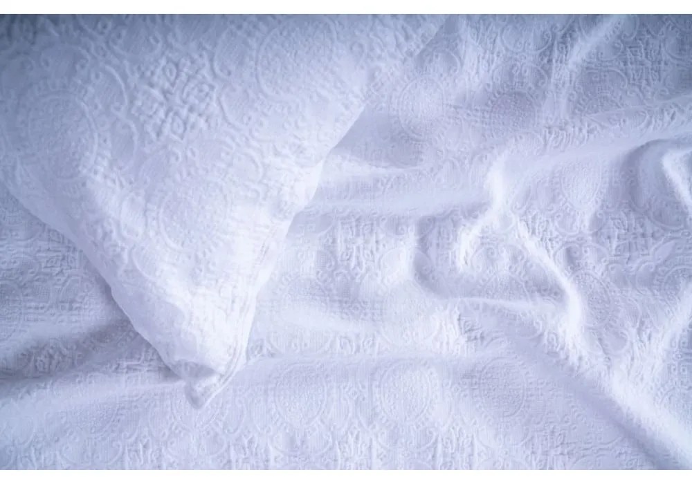 Set cuvertură și față de pernă alb din jacquard 240x260 cm Jacquard – Mila Home Luxury