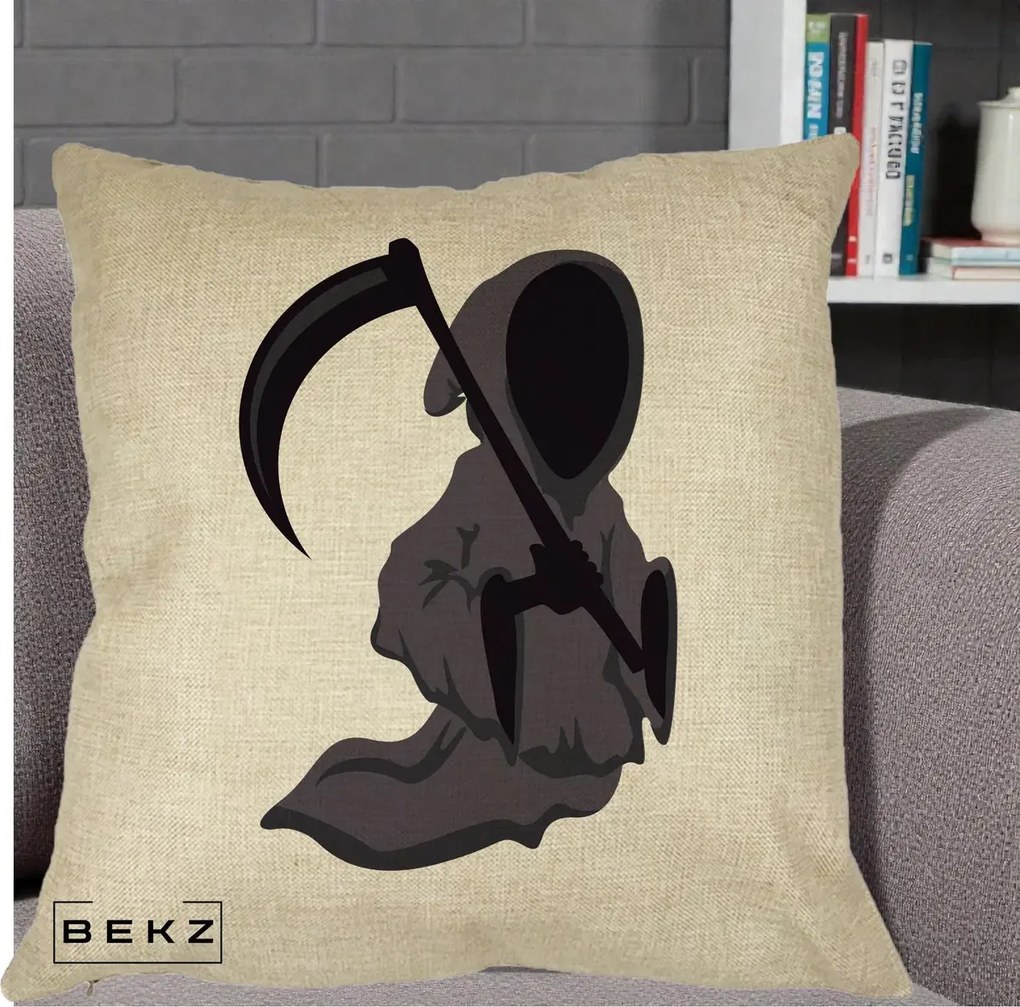 Perna Decorativa Moartea cu Coasa Grim Reaper Halloween, 40x40 cm, Crem, Husa Detasabila, Perna Inclusa, BEKZ®