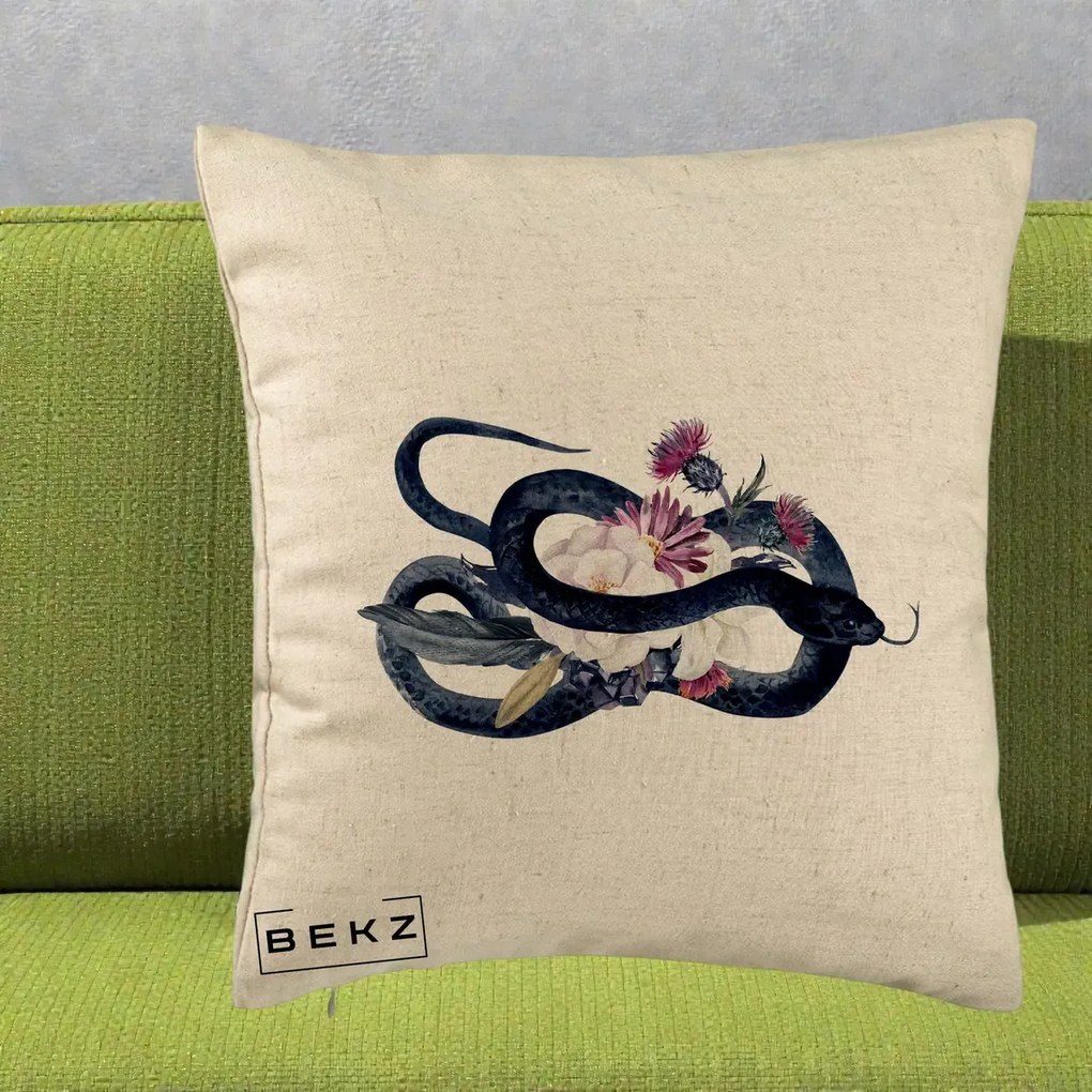 Perna Decorativa Sarpe Negru cu Flori Gothic, 40x40 cm, Bej, Husa Detasabila, Perna Inclusa, BEKZ®