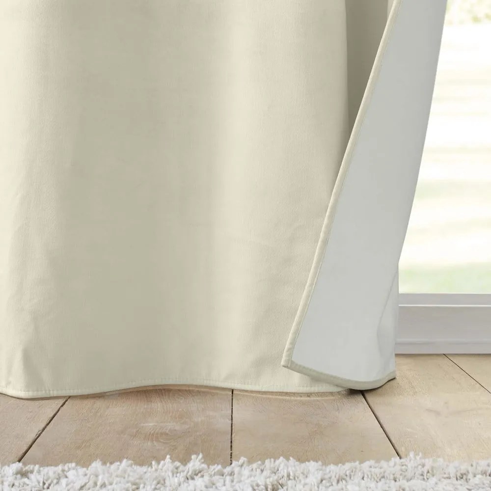 Draperie crem termoizolantă din catifea 140x260 cm Polarchic – douceur d'intérieur