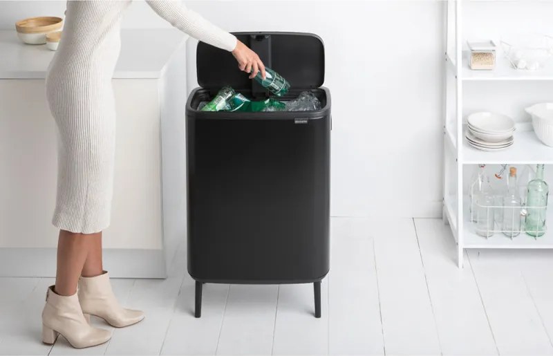 La mâna a doua: Cos pentru gunoi Brabantia Bo Touch Hi 1001260, 60 L, Inaltat, Deschidere lina si silentioasa, Negru mat