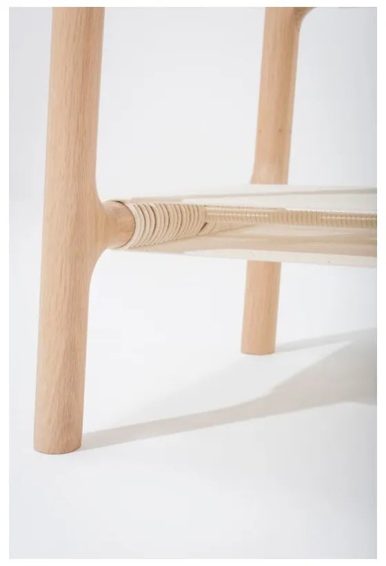 Măsuţă auxiliară cu structură din lemn masiv de stejar şi blat gri Gazzda Fawn