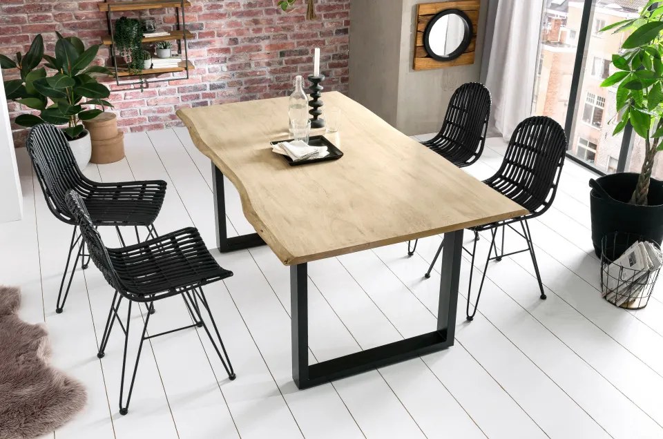 Masa dreptunghiulara cu blat din lemn de salcam Tables &amp; Benches 160x75x77 cm maro deschis/negru