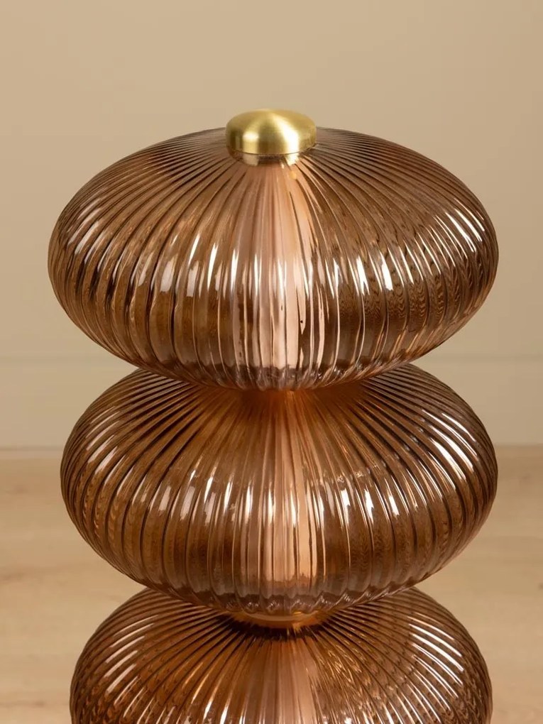 Lampă de masă din sticlă,maro, cu structură din alamă antichizata, formă sferică, finisaj vintage, 80x29 cm, „Auralis"