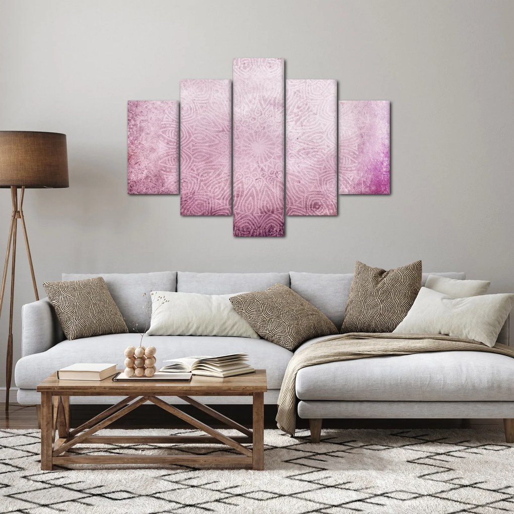 Tablou - Mandala pe zid roz (150x105 cm)