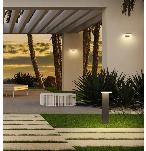 Aplică LED solară cu senzor Redo 90535 TAIYO LED/2W/3,7V 3000K IP54 antracit