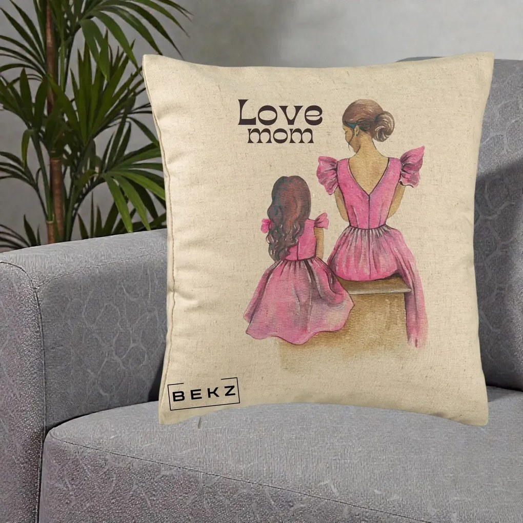 Cadou pentru Mama - Perna Personalizata Love Mom Rochii Roz, 40x40 cm, Bej, Husa Detasabila, Perna Inclusa, BEKZ®