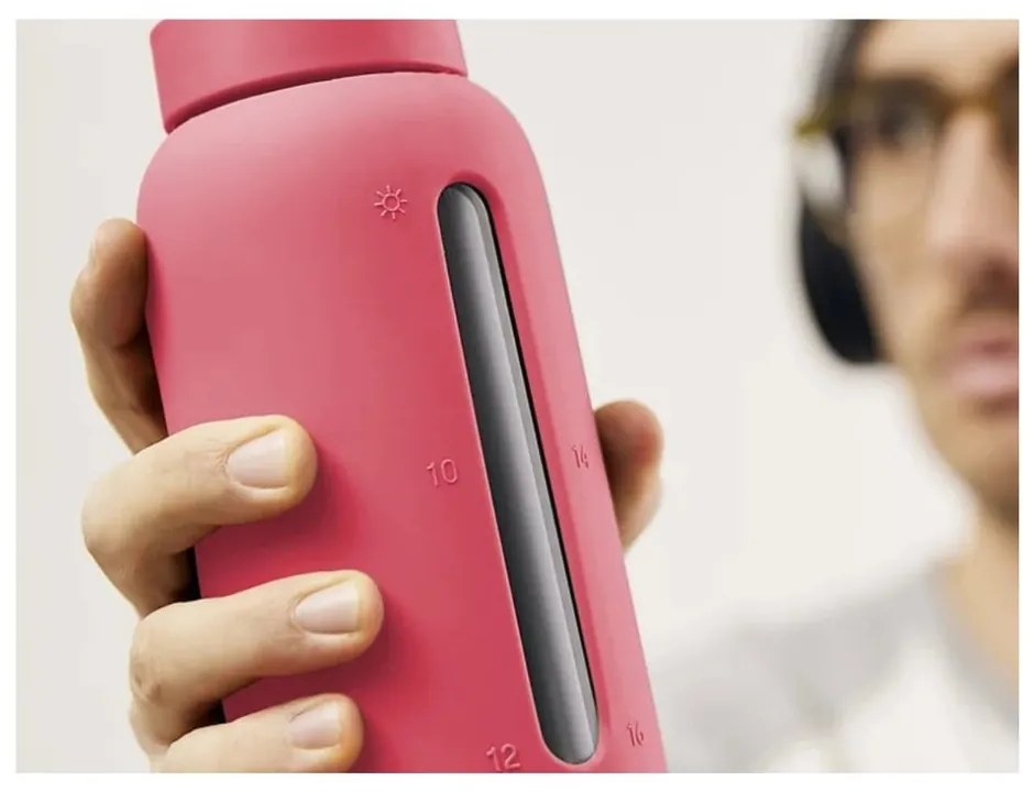 Sticlă gri închis de călătorie 720 ml Smoke Grey – Muuki