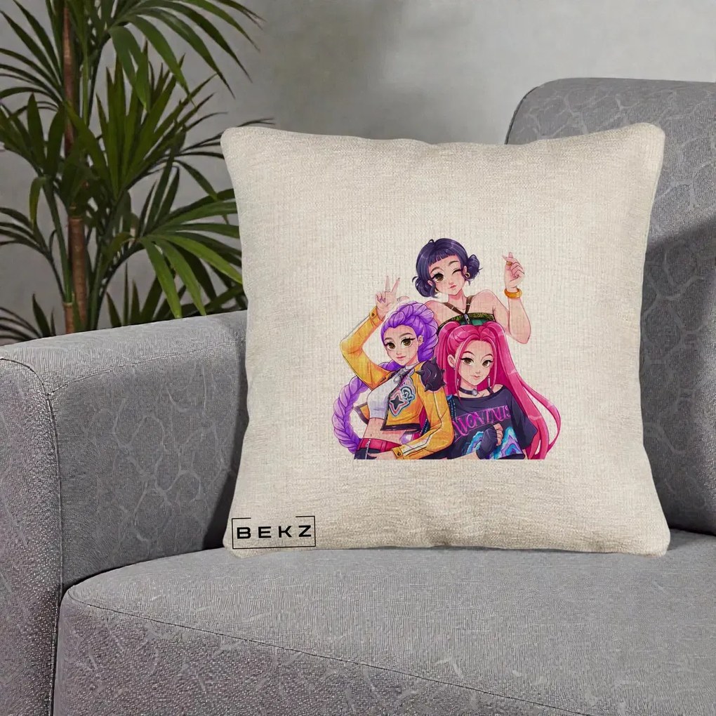 Perna Personalizata K-pop HUNTRX Trio Animat Fete Foto, 40x40 cm, Bej Canapea, Husa Detasabila, Perna Inclusa, BEKZ®