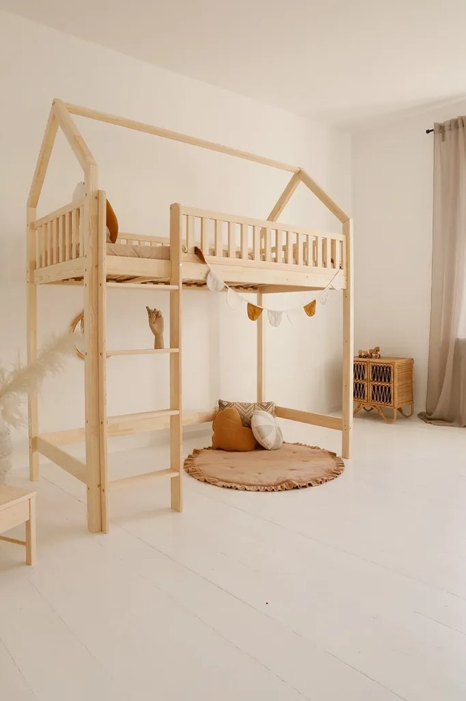 Pat casuta supraetajat Loft