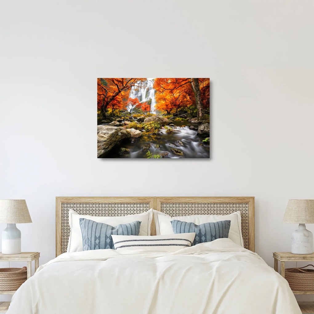 Tablou pe sticlă - Cascade în peisaj de toamnă, portocaliu (70x50 cm)