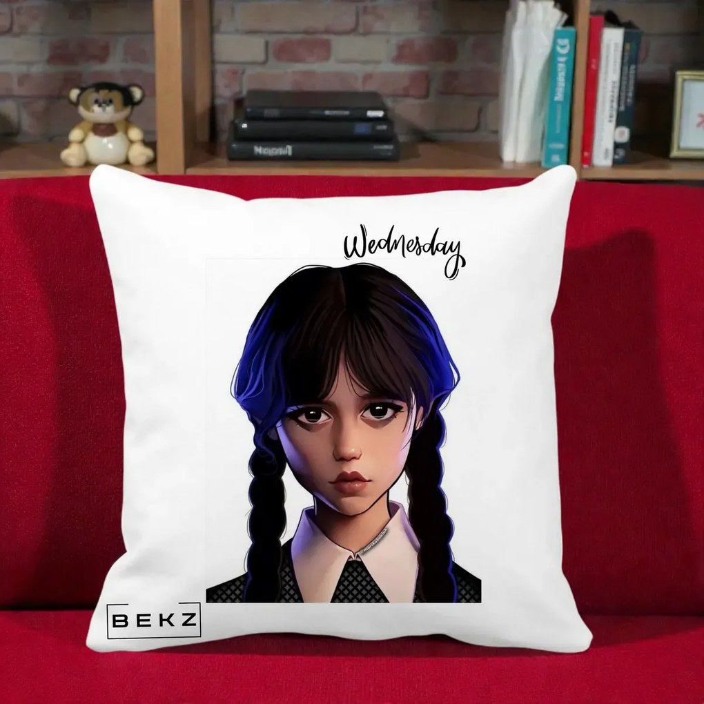 Perna Personalizata Wednesday Addams Portret Realist, 40x40 cm, Alba Mata, Husa Detasabila, Perna Inclusa, BEKZ®