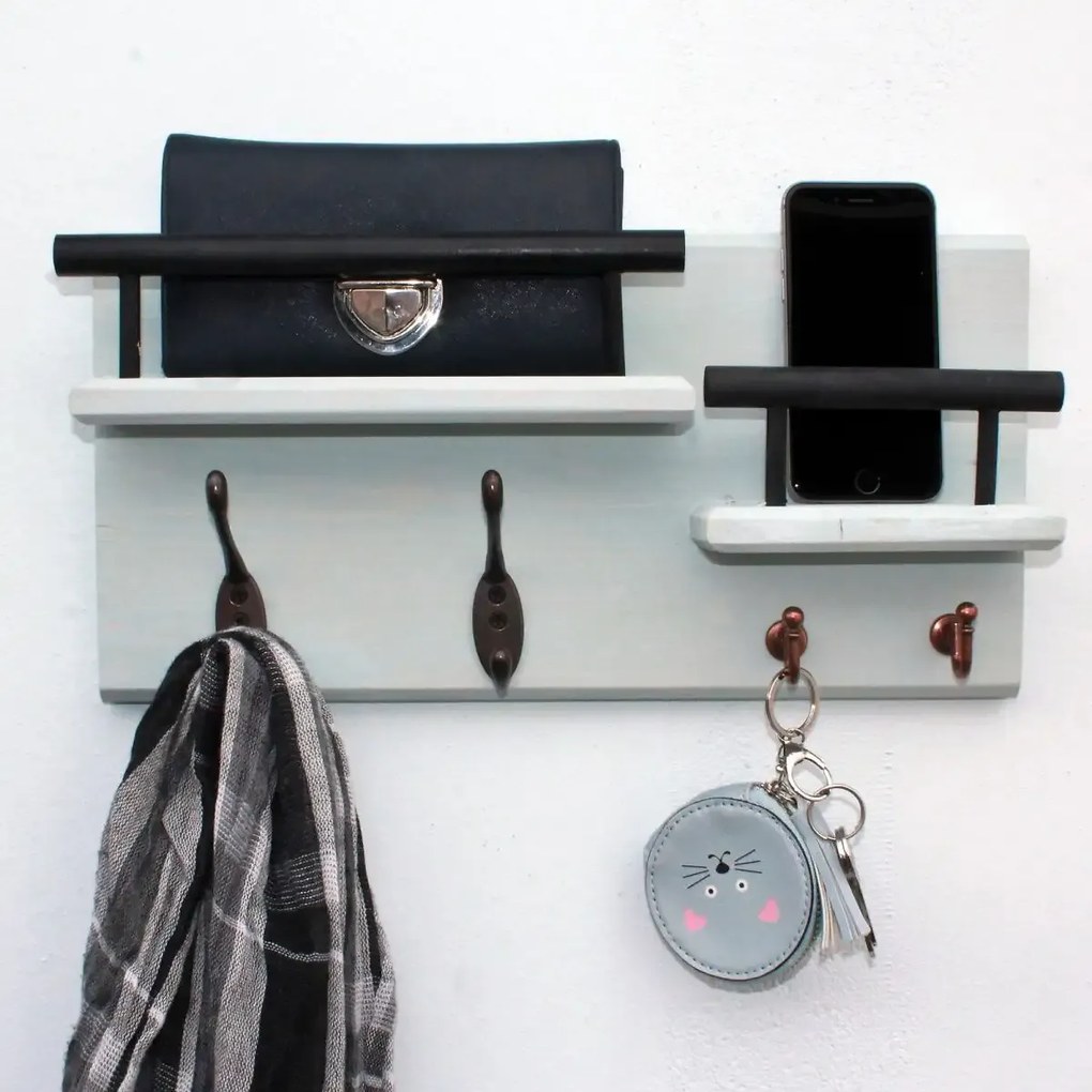 Resigilat:Cuier din lemn cu 4 agatatori si 2 polite 1002 Homs 40 x 20 cm, verde marin