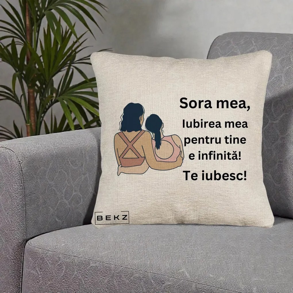Cadou pentru Sora - Perna Personalizata Sora Mea Te Iubesc Doua Fete Fashioniste Line Art, 40x40 cm, Bej Canapea, Husa Detasabila, Perna Inclusa, BEKZ®