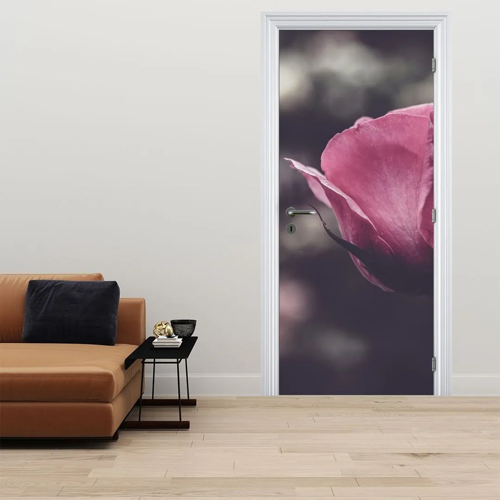Fototapet pentru ușă - floare în prim plan (95x205cm)