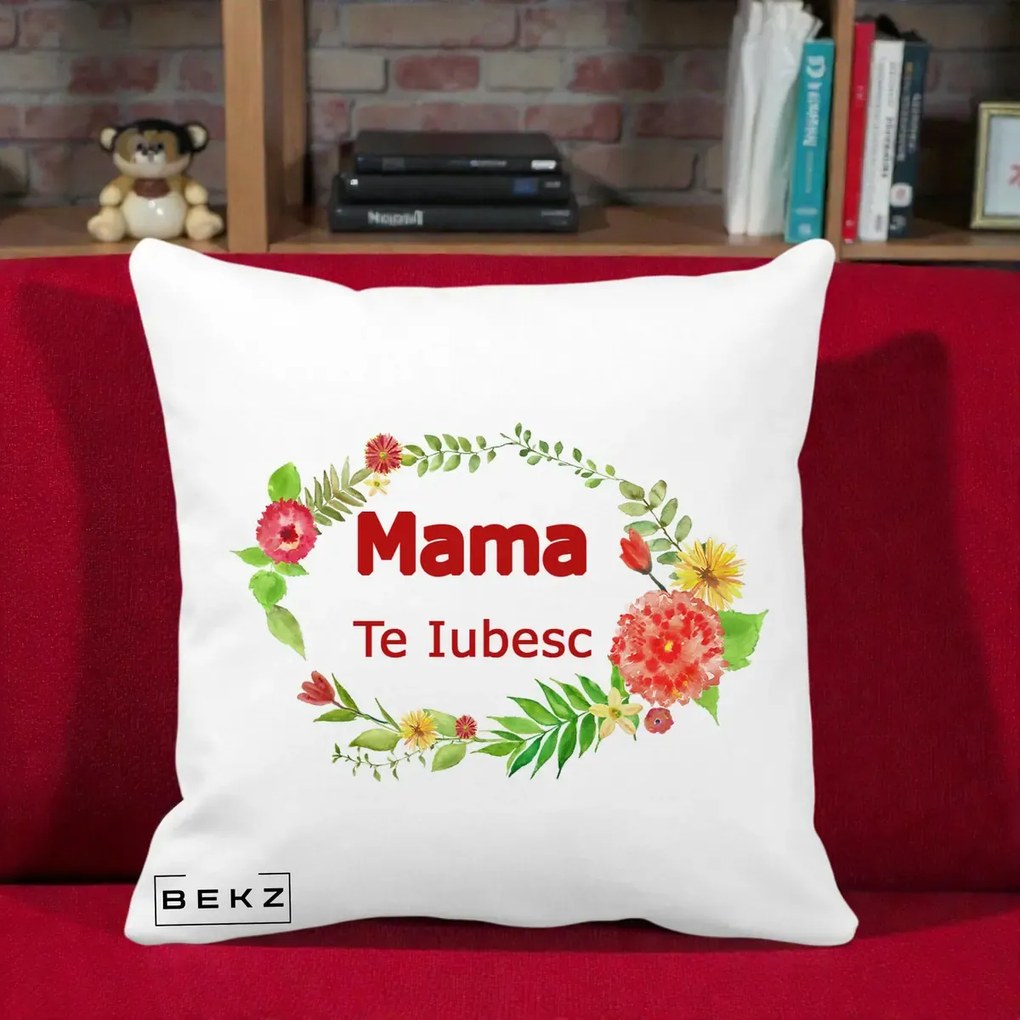 Cadou pentru Mama - Perna Personalizata Mama Te Iubesc Flori Rosii, 40x40 cm, Alba Mata, Husa Detasabila, Perna Inclusa, BEKZ®