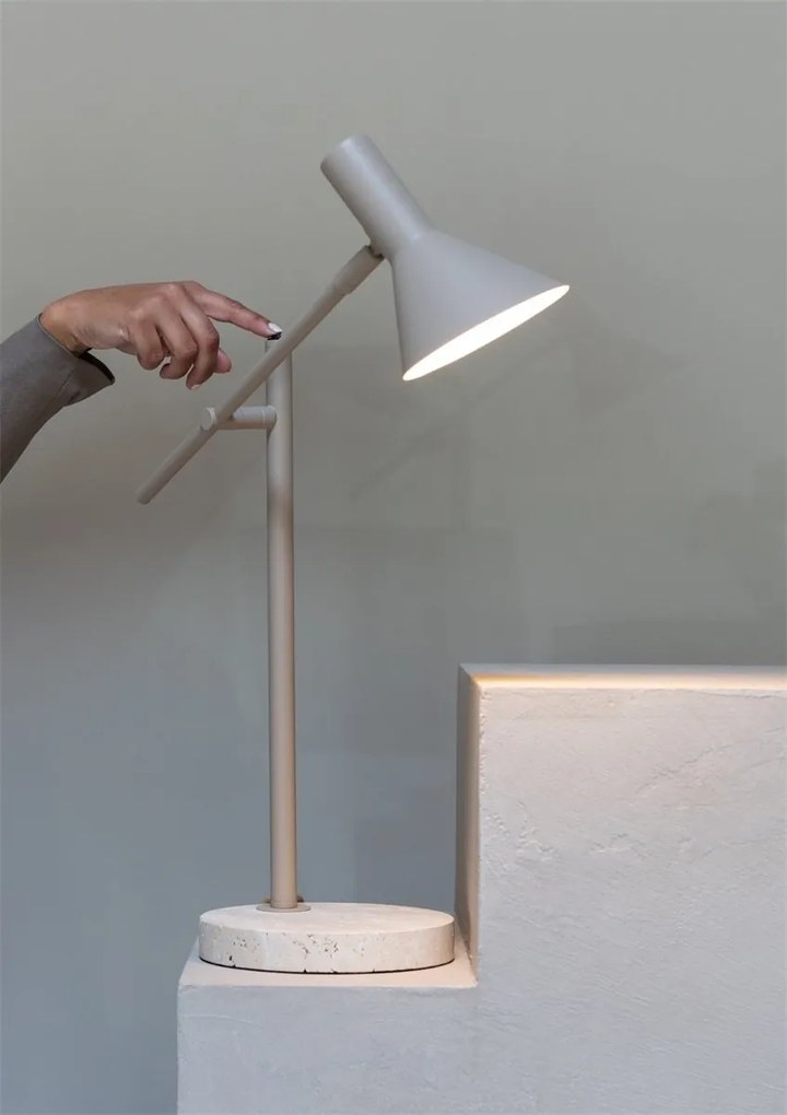 Lampa moderna cu brat reglabil Izmir sand