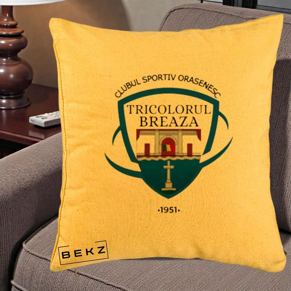 Perna Personalizata CSO Tricolorul Breaza 1951, 40x40 cm, Galben, Husa Detasabila, Perna Inclusa, BEKZ®