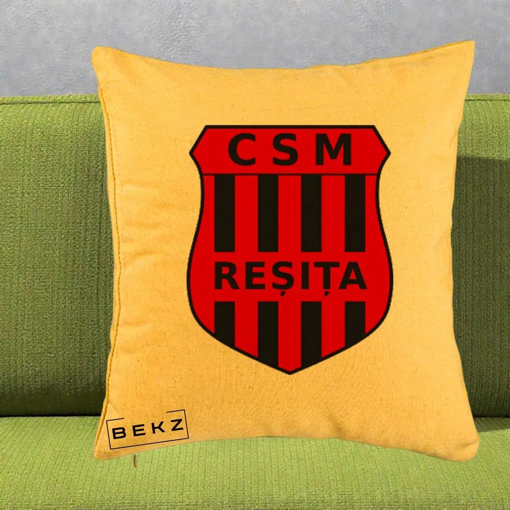 Perna Personalizata CSM Resita Fotbal, 40x40 cm, Galben, Husa Detasabila, Perna Inclusa, BEKZ®