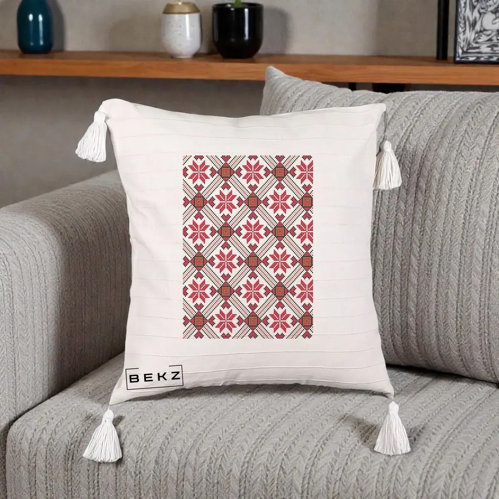 Perna Personalizata Motiv Traditional Ie Romaneasca Rosu, 40x40 cm, Bej cu Franjuri, Husa Detasabila, Perna Inclusa, BEKZ®