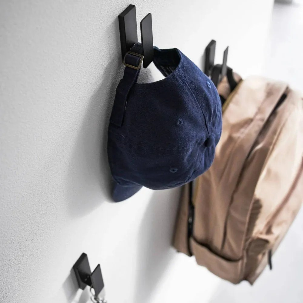 Cârlige negre 3 buc. de montat pe perete din metal Tower – YAMAZAKI