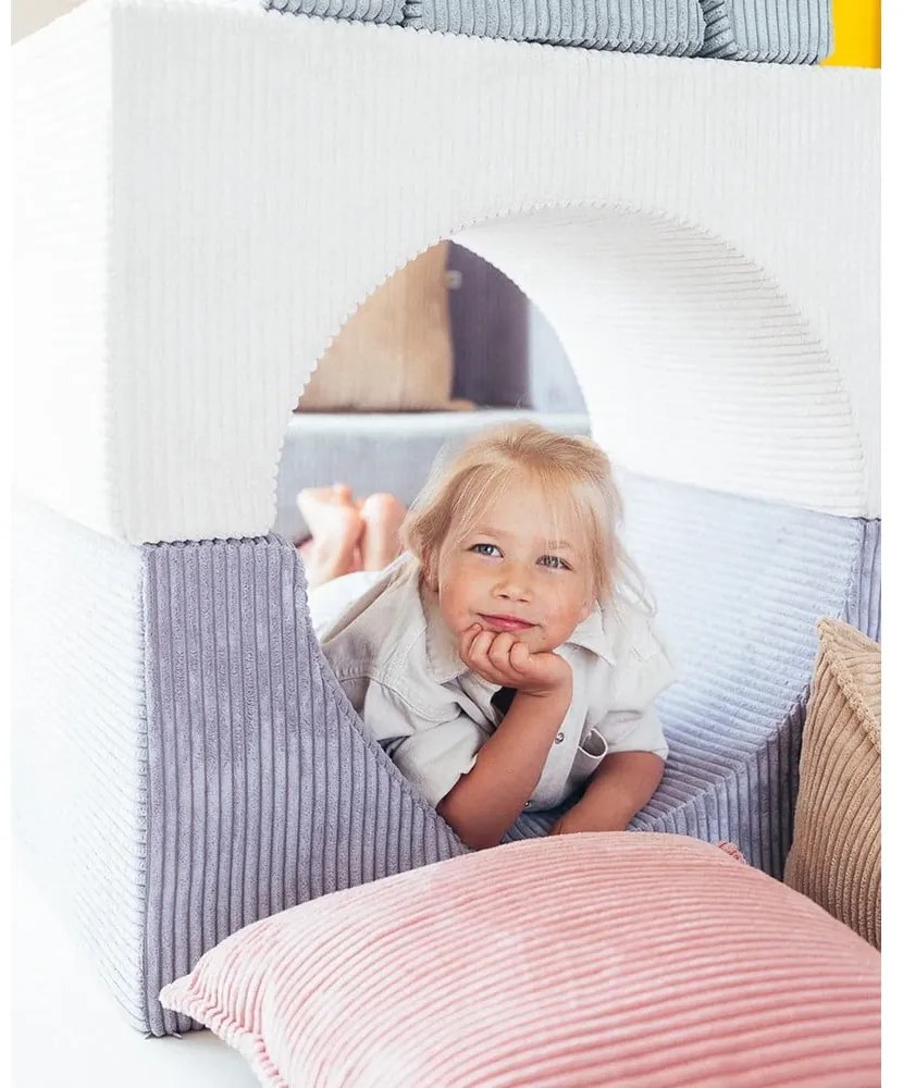 Pernă decorativă pentru copii roz cu tapițerie din catifea reiată Block – Wigiwama