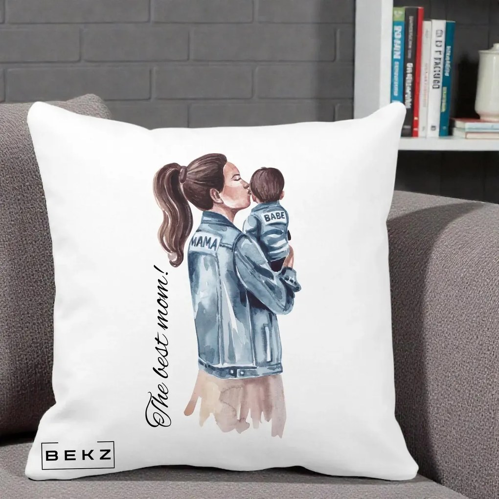 Cadou pentru Mama - Perna Personalizata The Best Mom Jachete, 40x40 cm, Alba Mata, Husa Detasabila, Perna Inclusa, BEKZ®